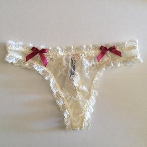 Victoria's Secret Sexy Little Things Thong Size M